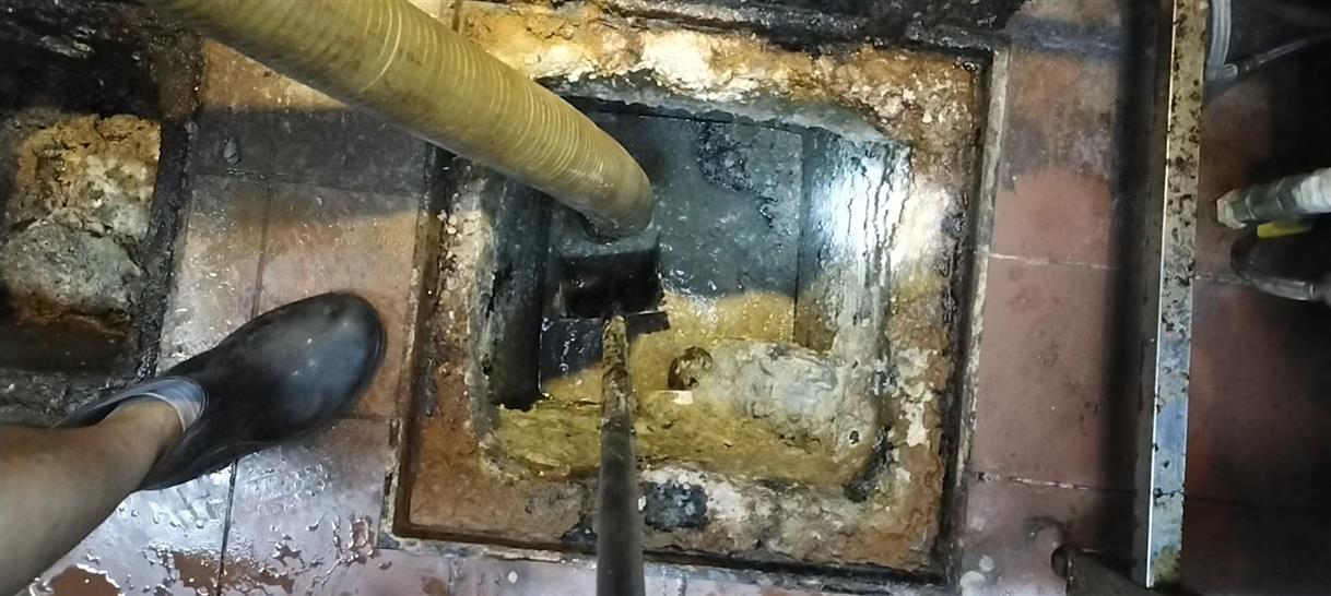 军垦路街道化油池清理-污水池清掏